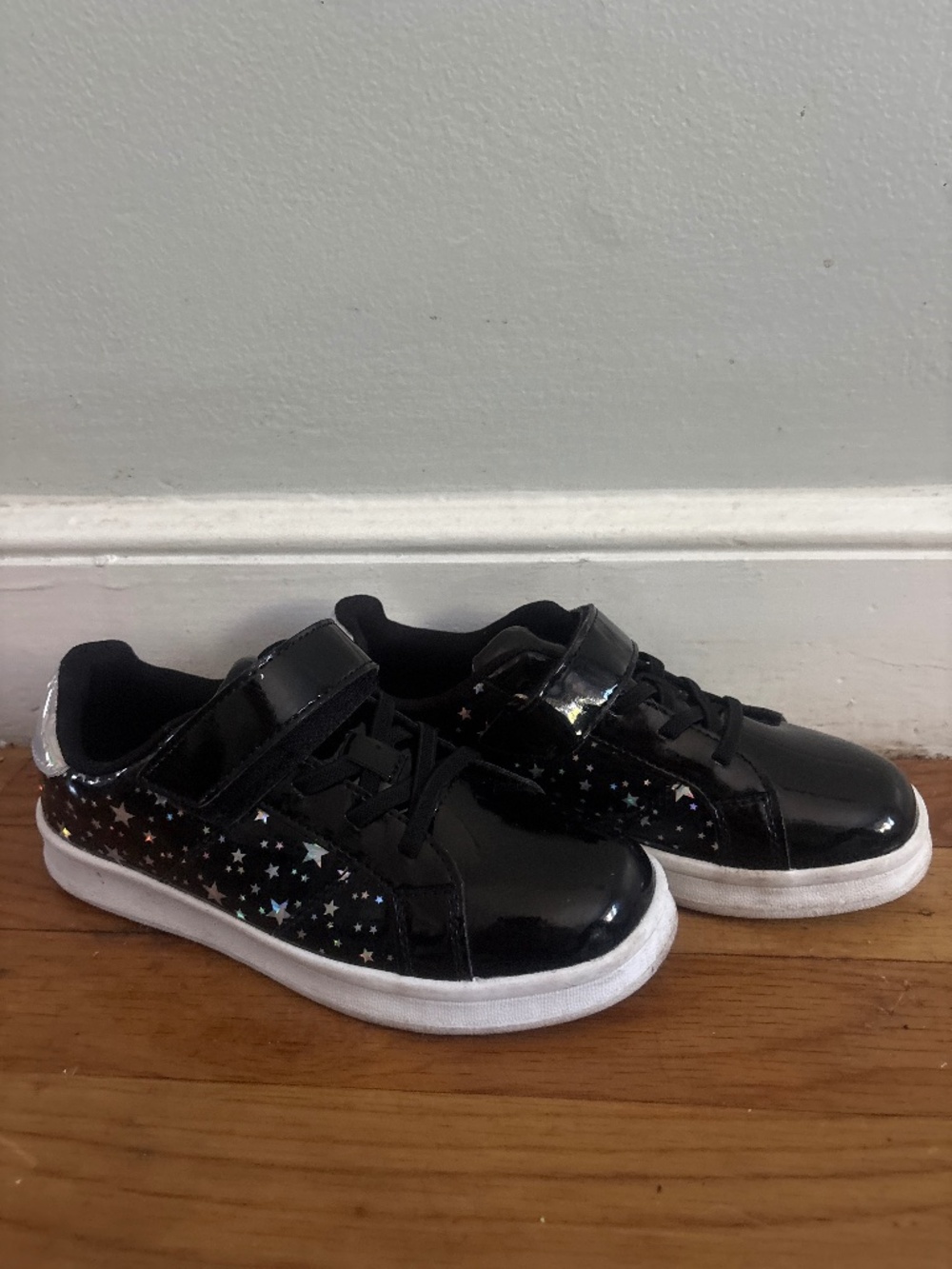 Kids Size 2 Black Sparkle Sneakers Holographic Shoes Halloween Costume